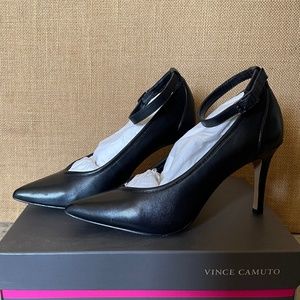 Vince Camuto Bayalla Black Leather High Heel Pumps - US 6
